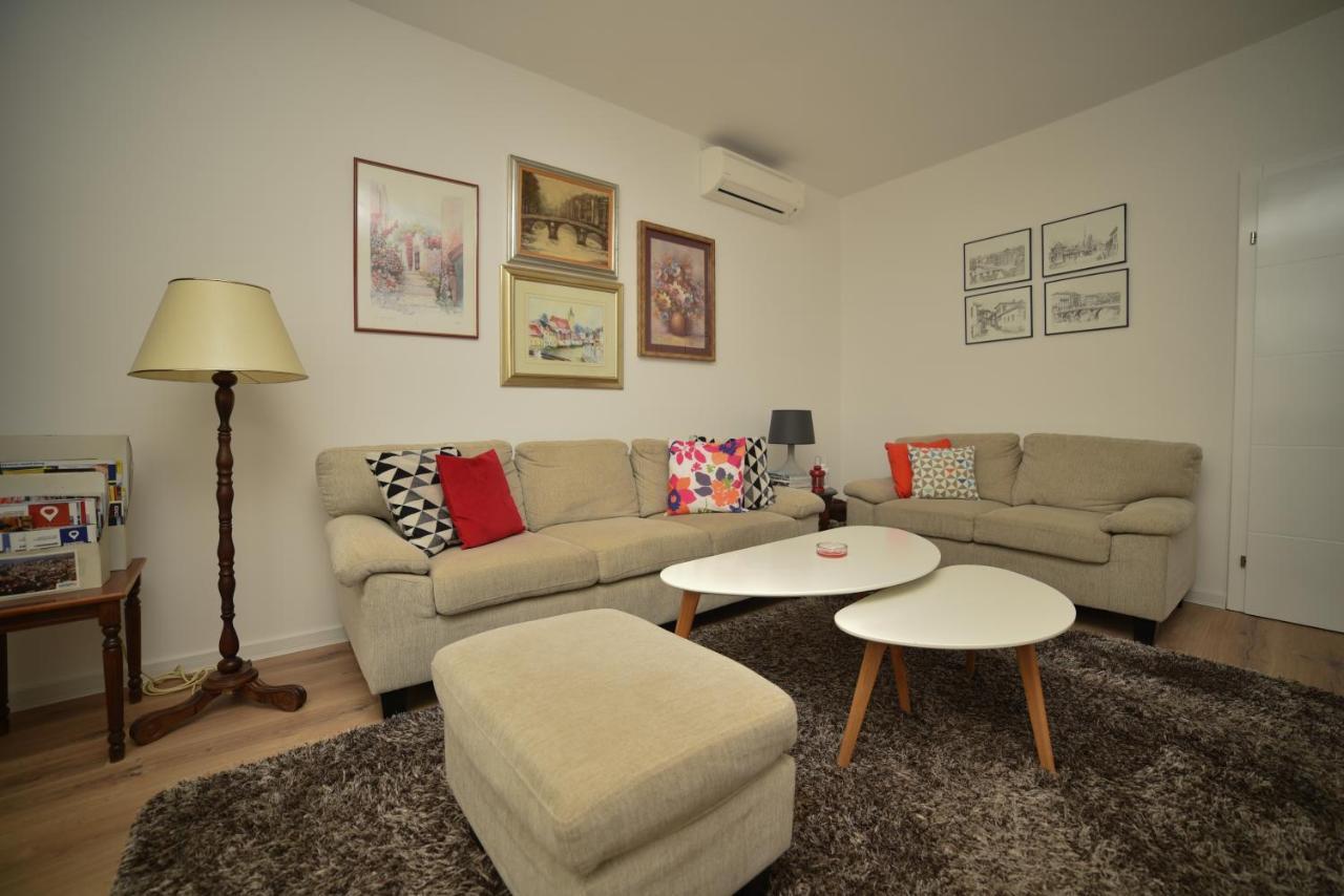 Apartman Slatki Dom 1 SJJ Buitenkant foto