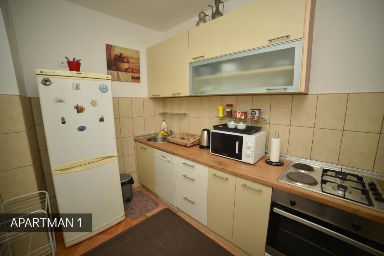 Apartman Slatki Dom 1 Appartement Sarajevo Buitenkant foto